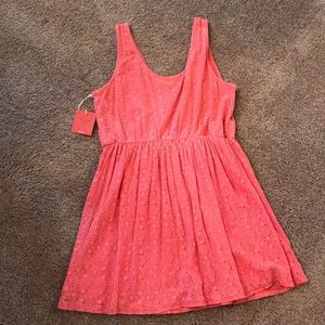 Cute flirty Springtime dress.